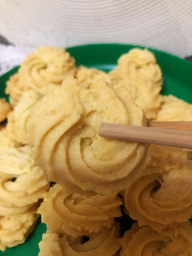 【香酥曲奇】的做法+配方,香酥无比,口感香酥,回味无穷!