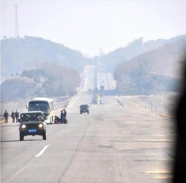 朝鲜有没有高速公路?朝鲜6条高速公路,带给你1种无法理解的境界