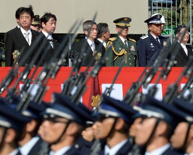 安倍一锤定音,保卫日本必须拥有正规军,有权率先动武攻打邻国