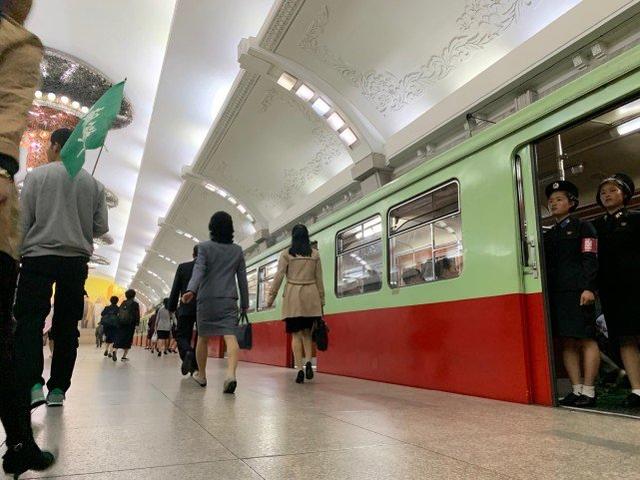走进朝鲜:朝鲜白富美的日常生活