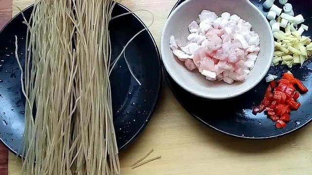 教你在家做“蚂蚁上树”,步骤告诉你,做出来比饭店还香