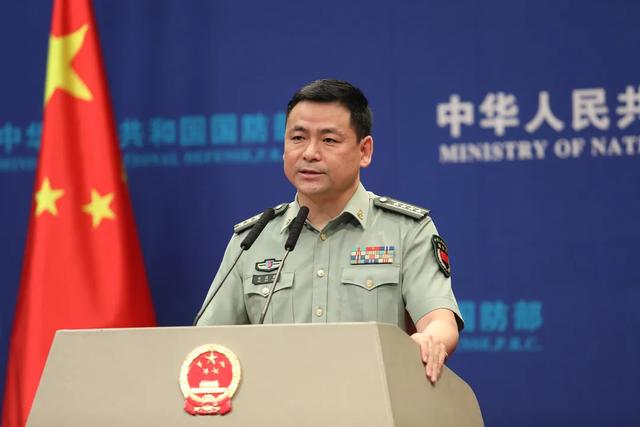 中国将赴俄罗斯与10余国家进行军事比赛!给个眼神,美国自己体会
