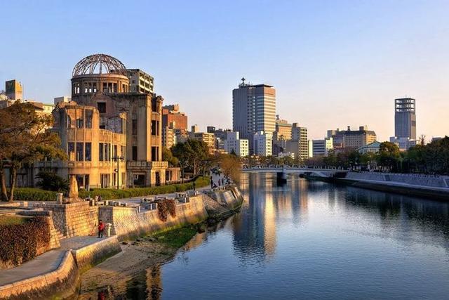 日本广岛被炸了74年后,现在怎么样了?去过的人都说被骗了