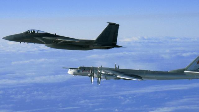 美军承认日本F15战机寿命取决于中方空军:现在战力根本抵挡不住