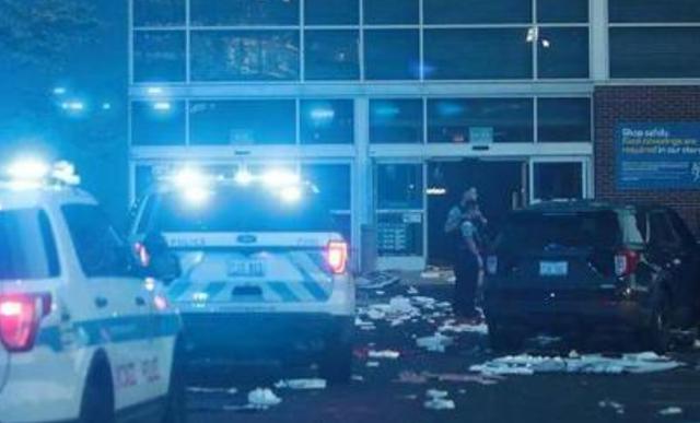 美国又大规模骚乱,多家商店被打砸抢含特斯拉,至少100人被捕