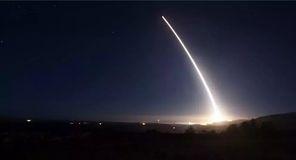 自毁武功?俄罗斯销毁18枚白杨洲际导弹,性能超过我国东风31