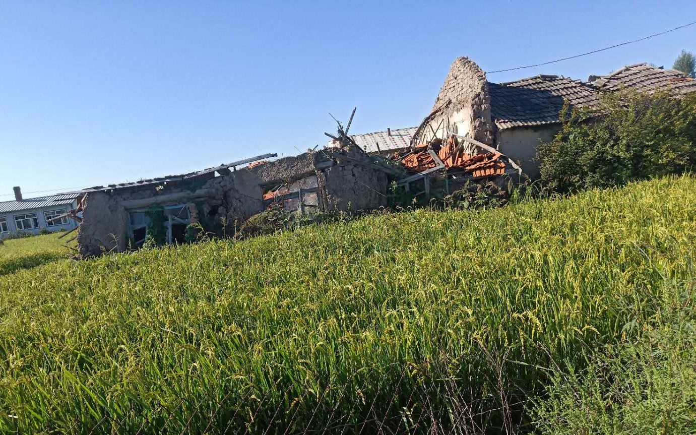 正在下沉的鸡东煤矿采空区村庄:有村民溺亡、亟待搬迁