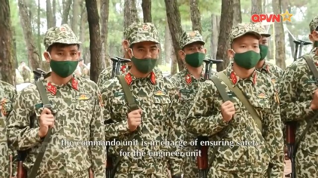 准备前往非洲执行任务,越南特种兵展开严格训练,想提高国际地位