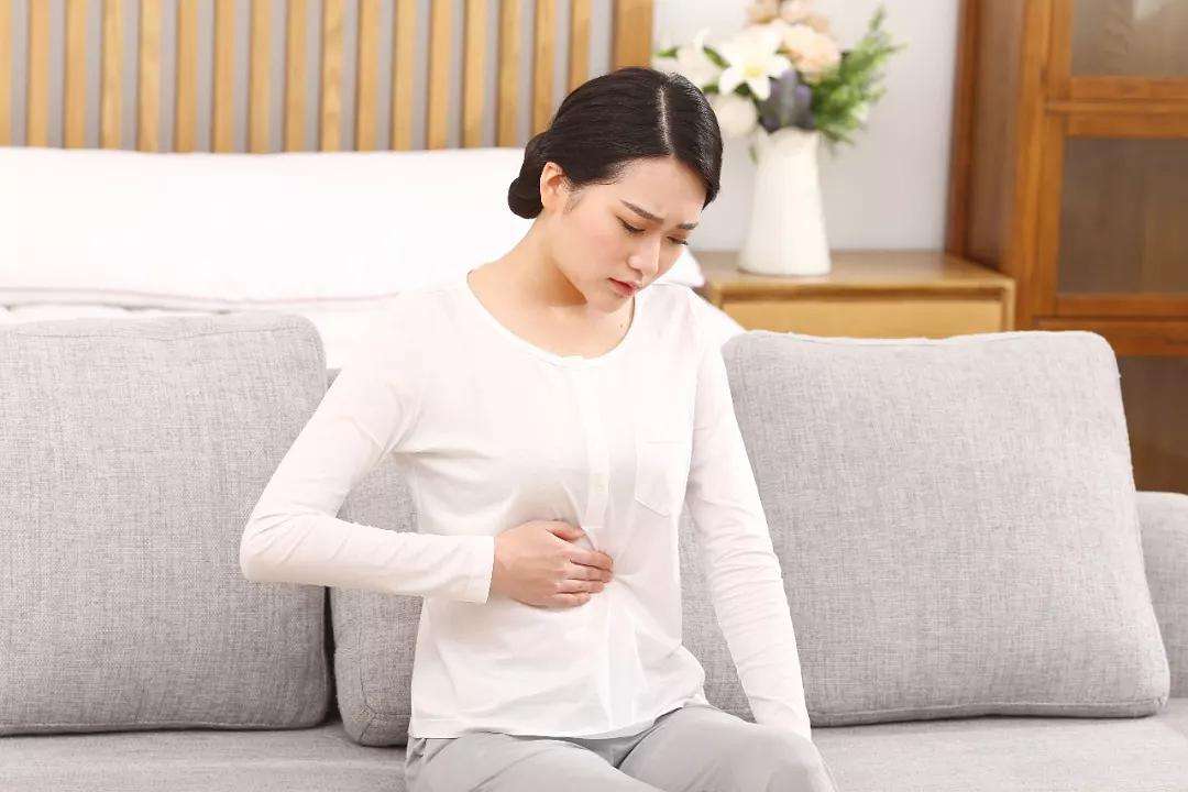 中秋节饮食后胃胀气怎么办?记住4秘诀,避免6类食物,消脂养胃