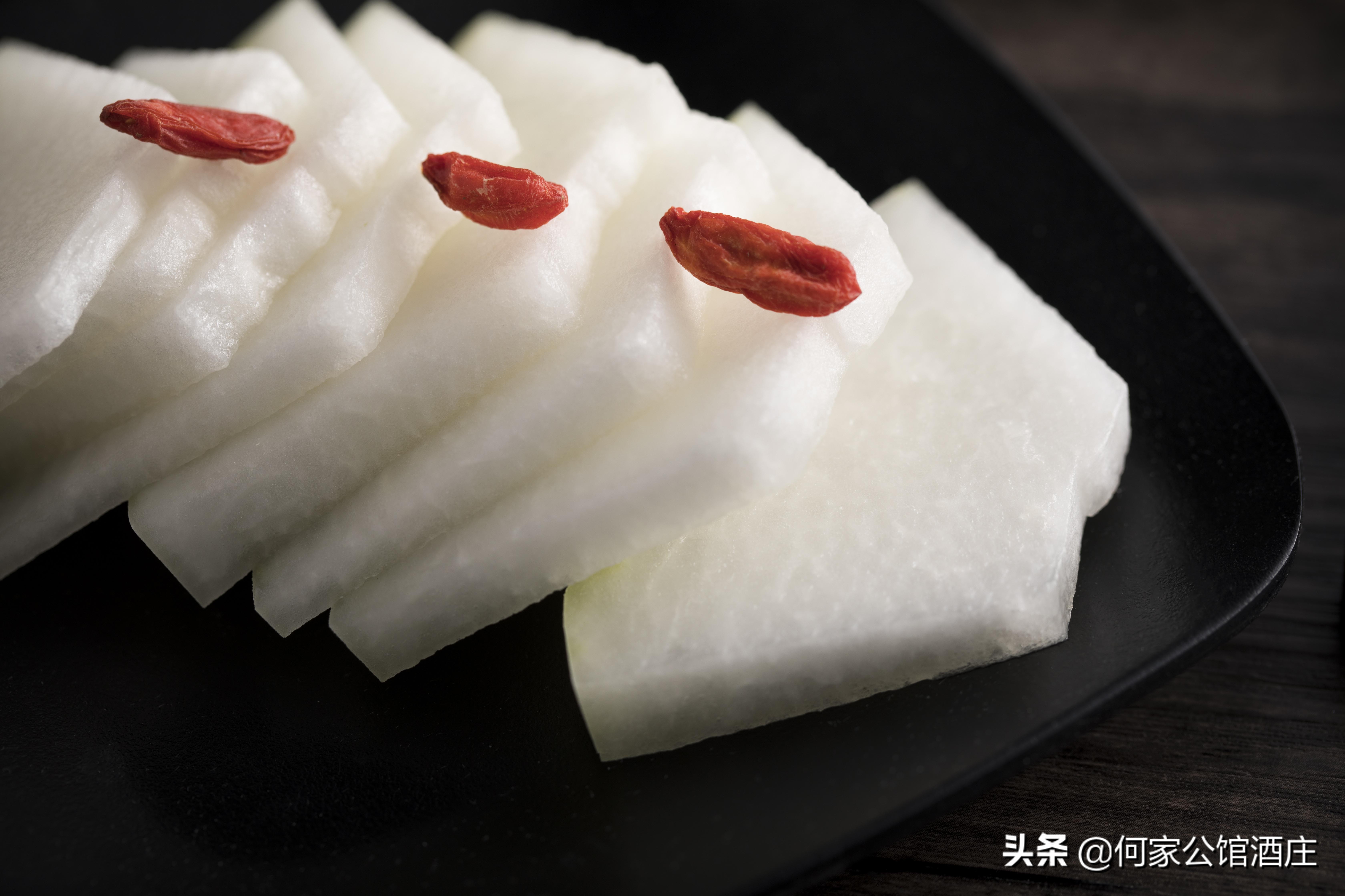 冬瓜泡酒——清热解毒,化痰利水