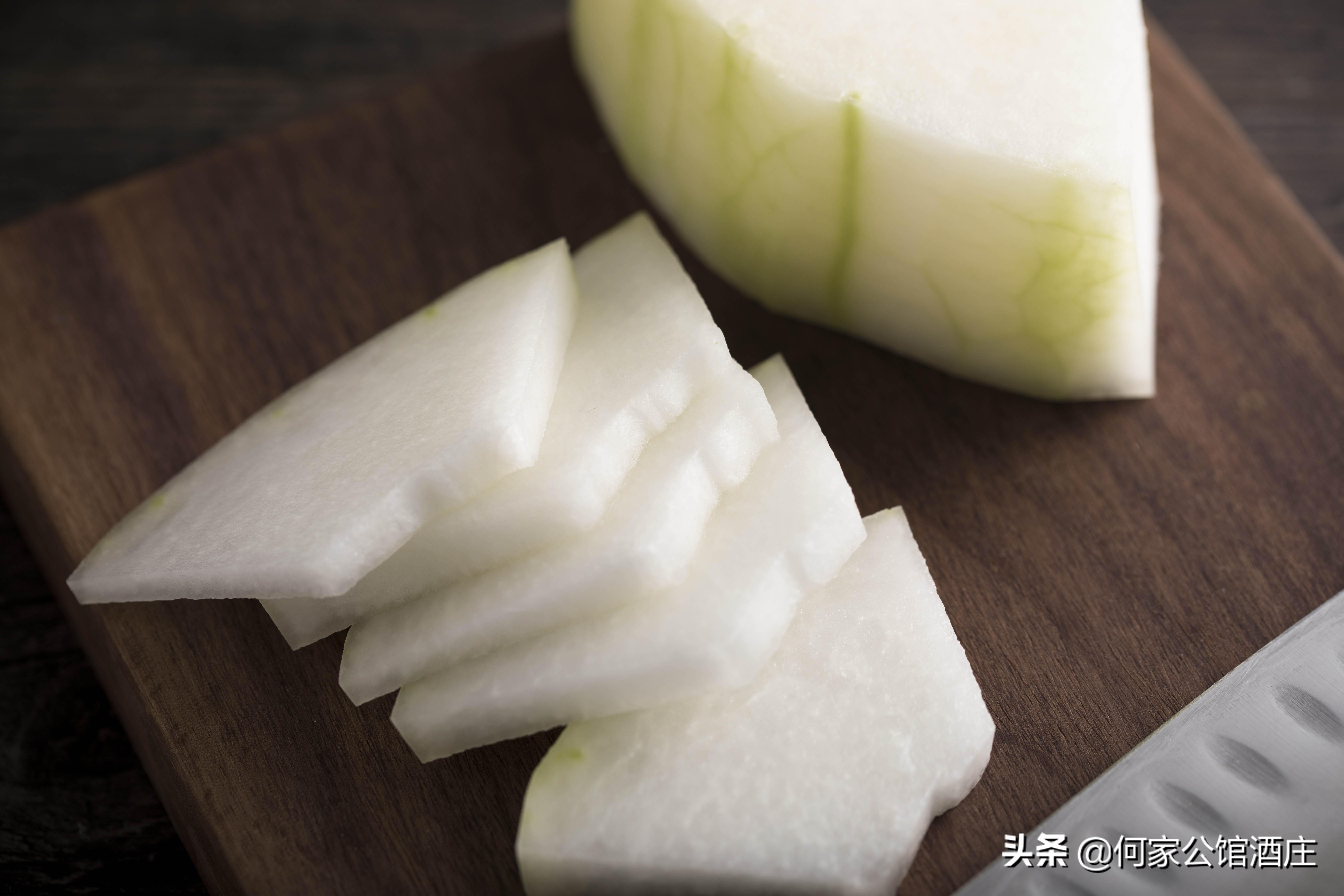 冬瓜泡酒——清热解毒,化痰利水