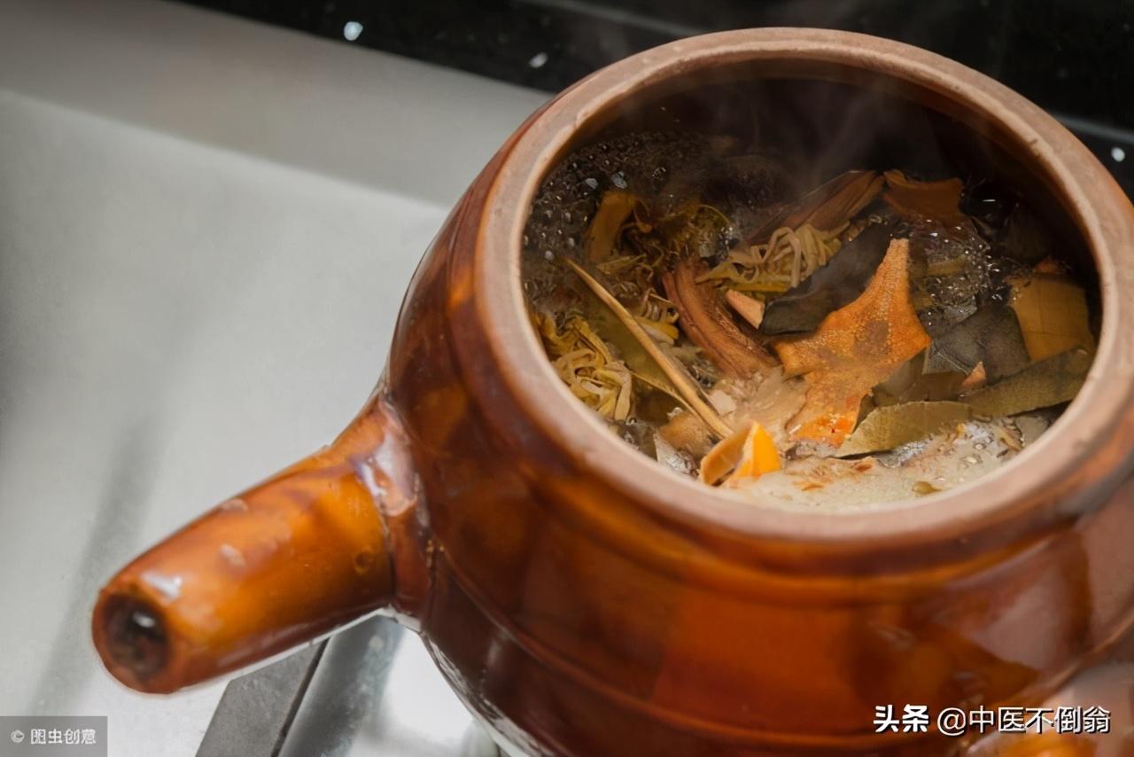 白鲜皮地肤子,治疗湿热导致的皮肤湿疹、疥癣、黄水流脓,效佳
